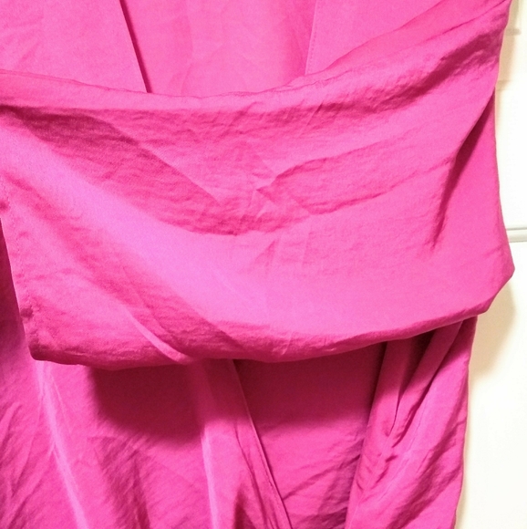 NWOT Vibrant Flowy Sleeve Top - Picture 12 of 16